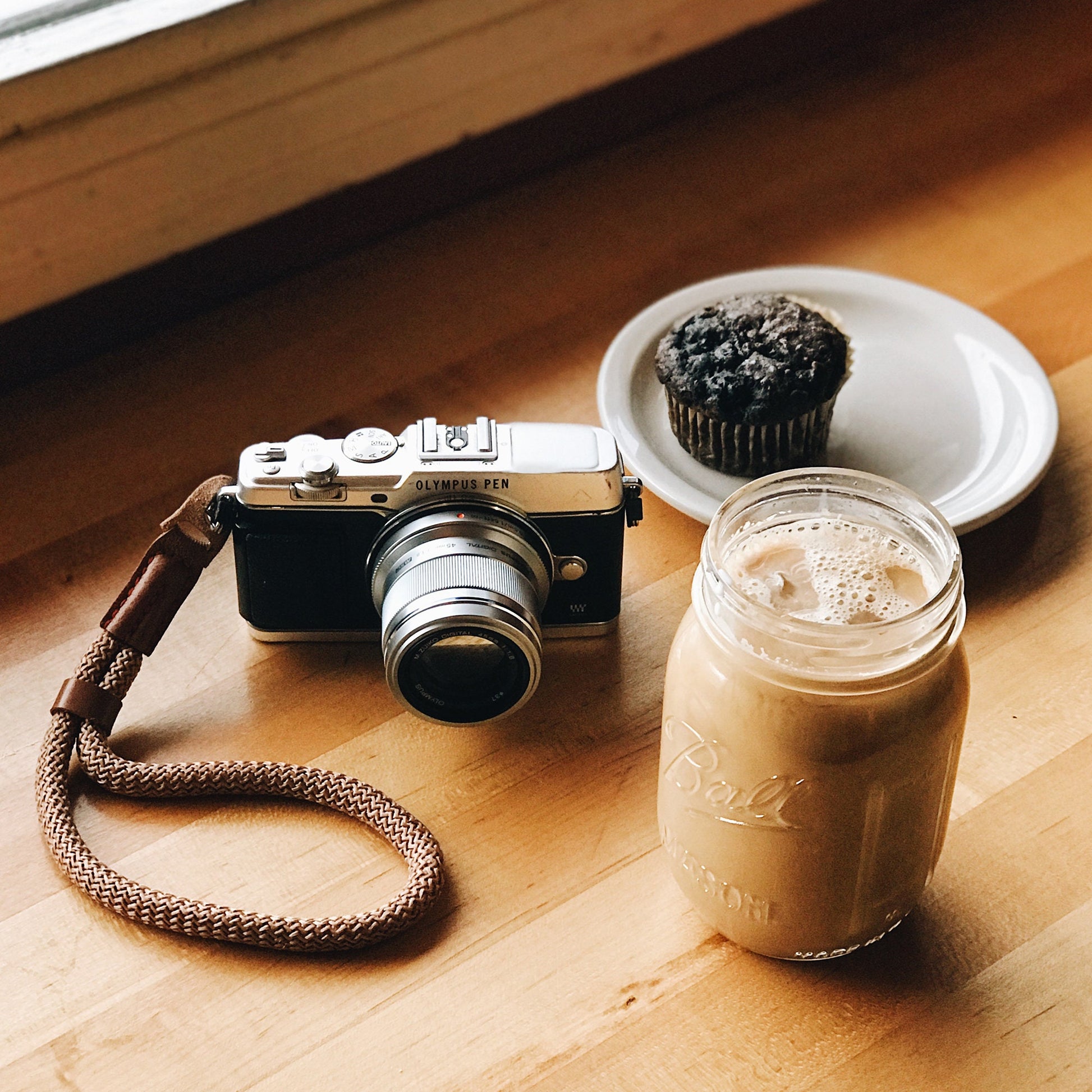 Wrist and Neck Strap for SLR, DSLR Cameras - Black / Brown / Green - Small / Medium / Large