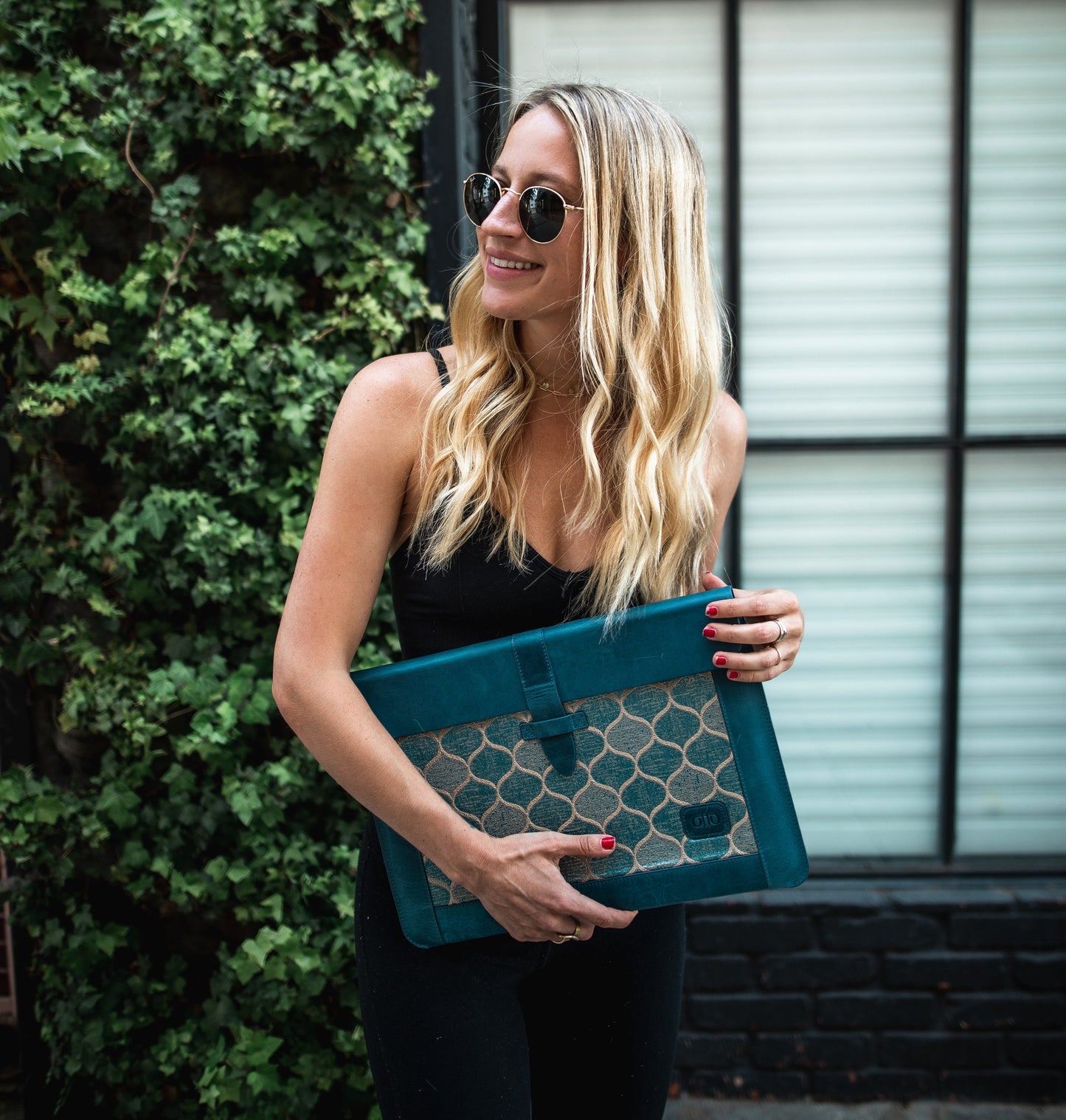 Personalized Leather Sleeve Bag for MacBook Pro and Air - 16'', 14'', 13'', 13.3'' & 15'' / Brown /