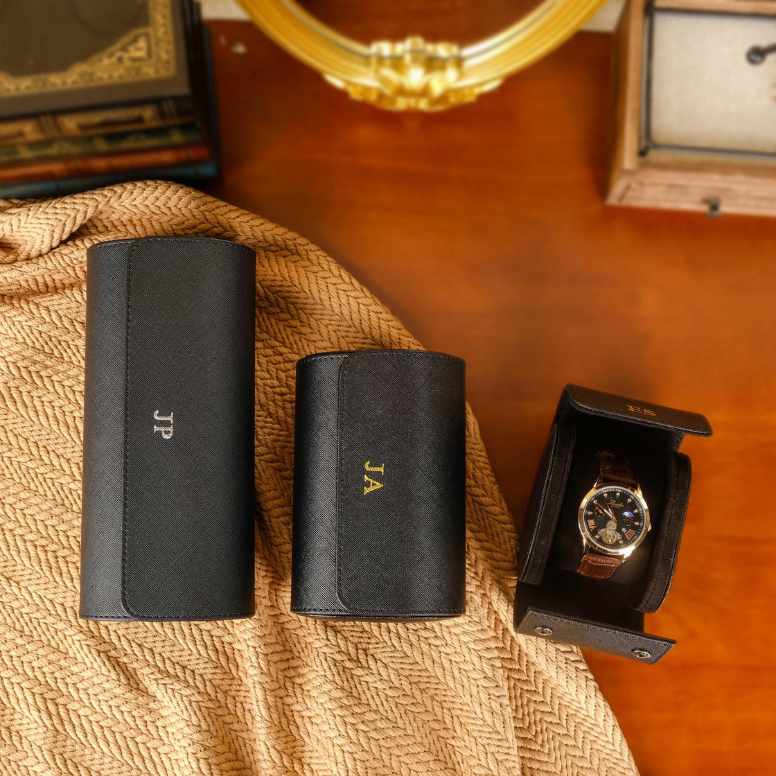 Personalized Vegan Leather Watch Box, Watch Roll for 3 Watches, Travel Watch Case, Groomsman Watch Case Gift, Father's Day gift,Wedding gift